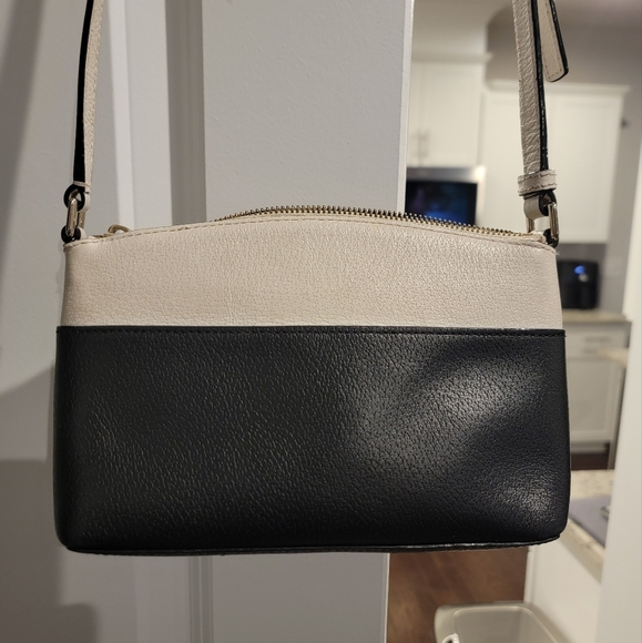 Kate Spade New York Women's Crossbody Bag - Picture 2 of 5